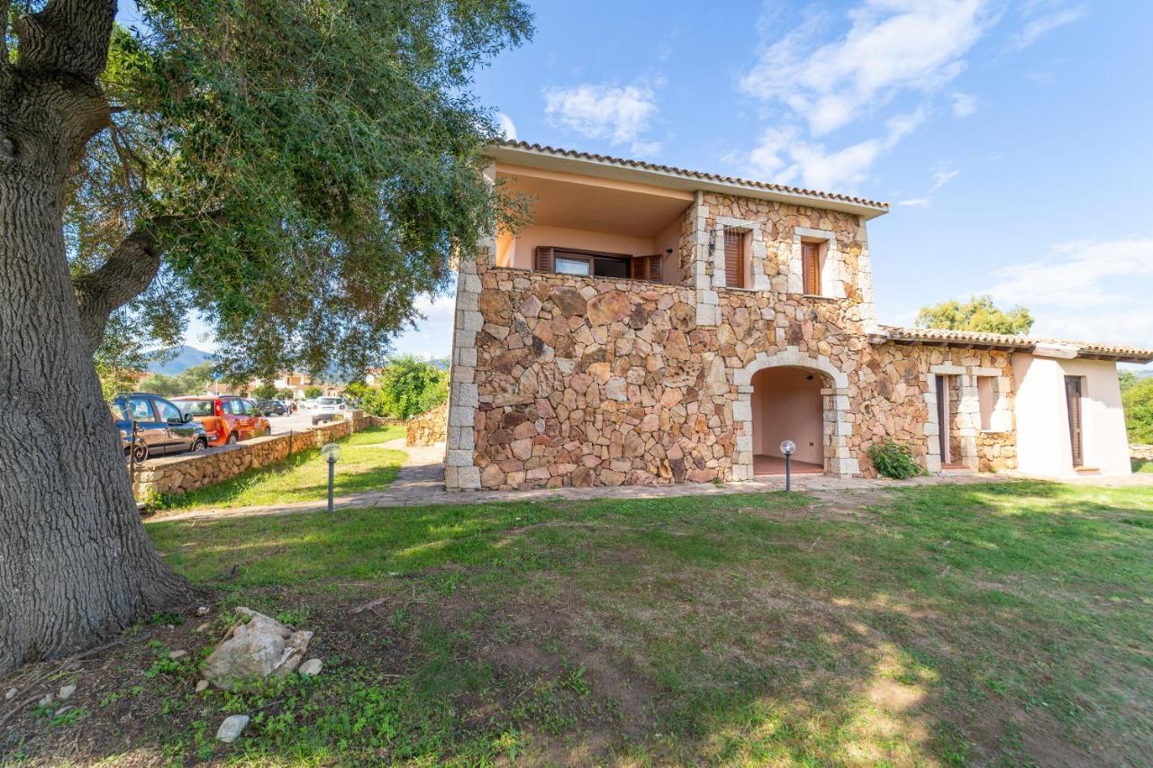 Iss Travel, Pedra Rosa 2 Bedroom Apartments With Private Terrace And Air Conditioning San Teodoro  Bagian luar foto
